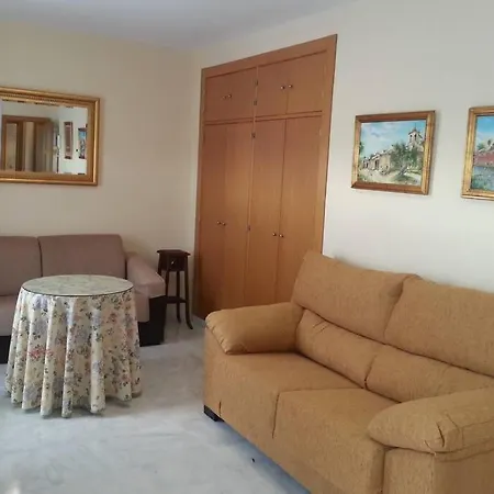 Apartamento Clásico, Cerca A Jardines De Murillo Sevilha