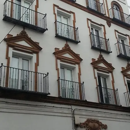 Apartamento Clásico, Cerca A Jardines De Murillo *