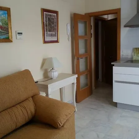 Apartamento Clásico, Cerca A Jardines De Murillo *